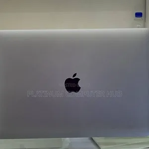 New Laptop Apple MacBook Pro 2017 16GB Intel Core I7 SSD 512GB