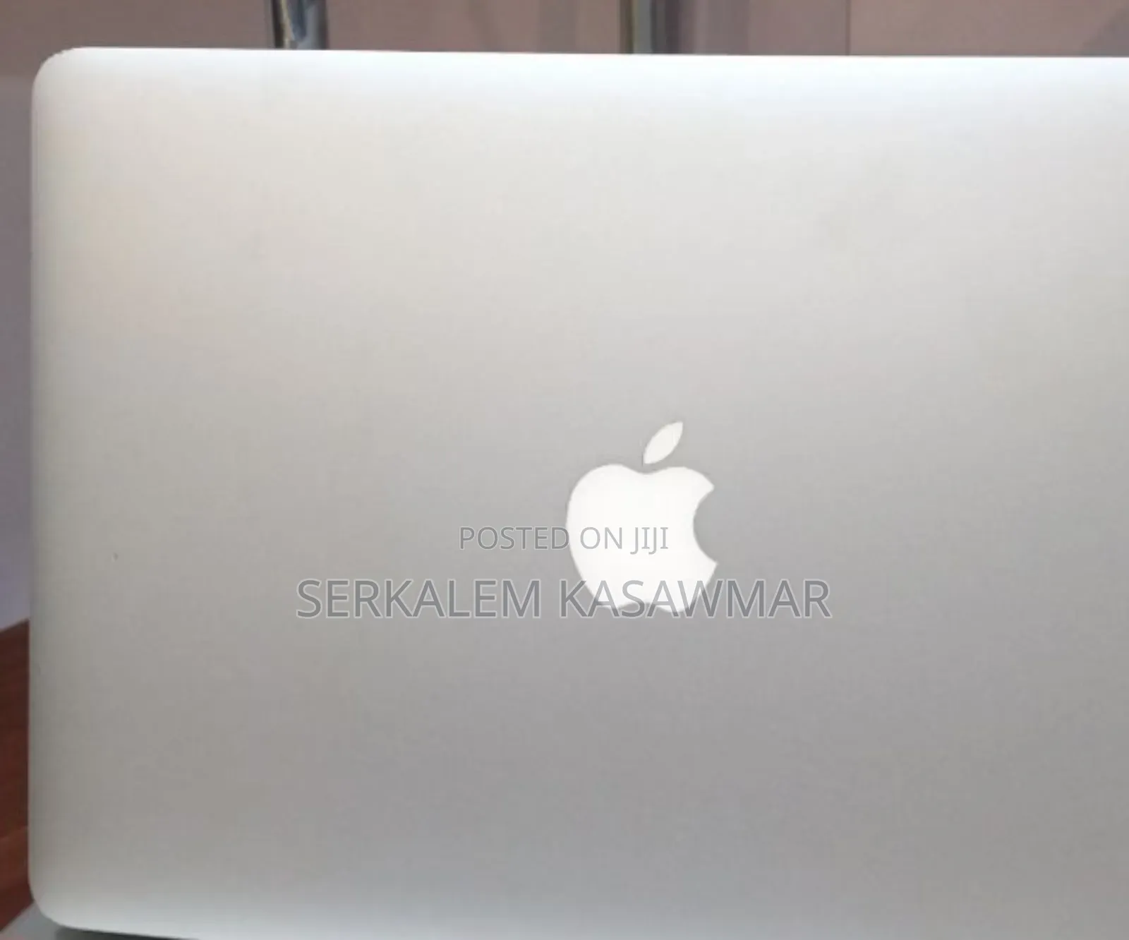 New Laptop Apple MacBook Air 2011 4GB Intel Core i5 SSD 128GB