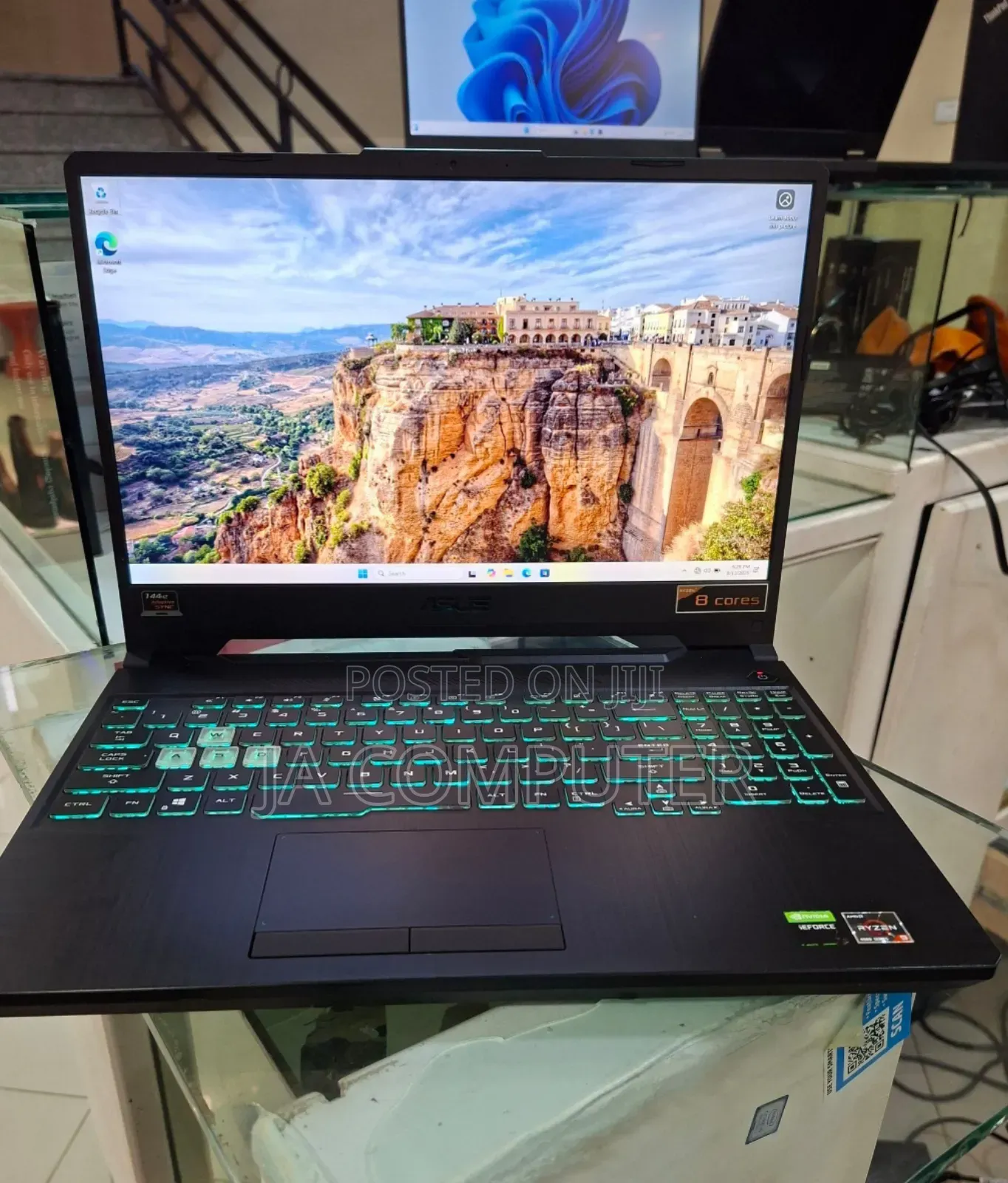 New Laptop Asus TUF Gaming A15 32GB AMD Ryzen 7 SSD 512GB