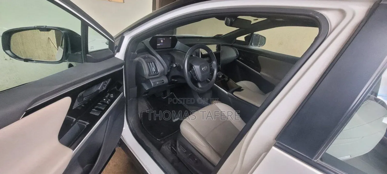 Toyota bZ4X 2023 White