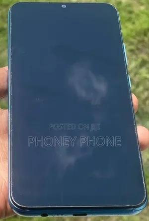 Photo - Realme C11 32 GB Blue