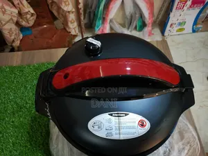 Sanford Electric Pressure Cooker, Model Ls-a6-9l
