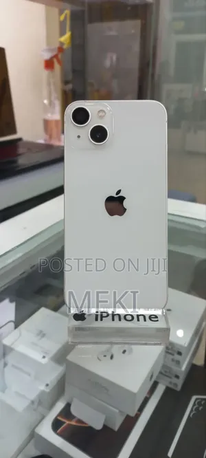 Apple iPhone 13 128 GB White