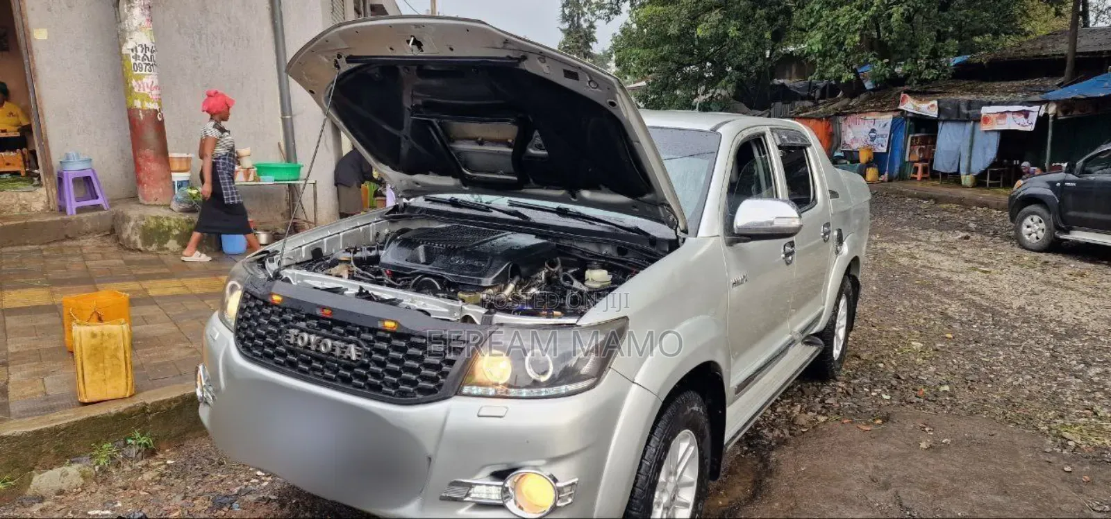 Toyota Hilux 2012 Gold