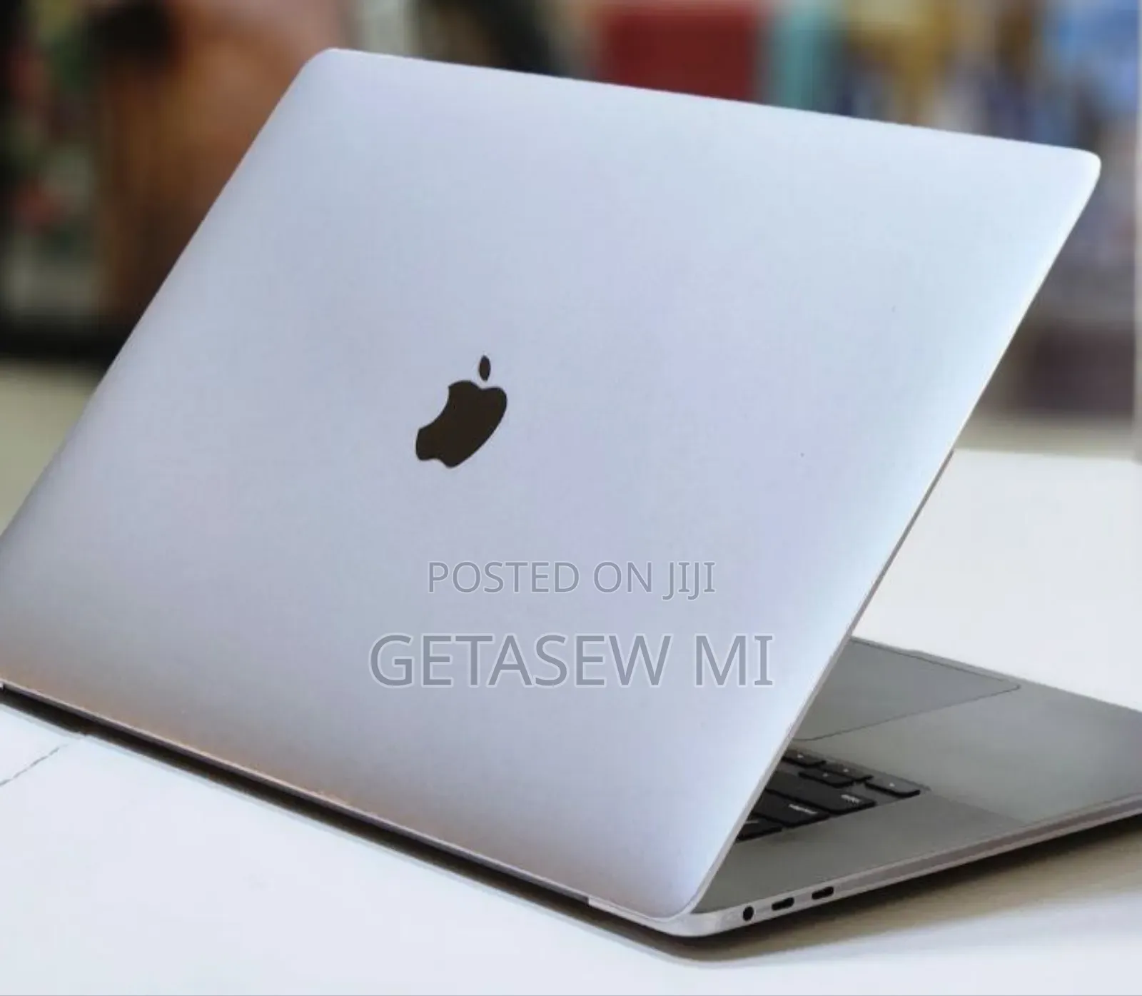 New Laptop Apple MacBook Pro 2019 32GB Intel Core I9 SSD 512GB
