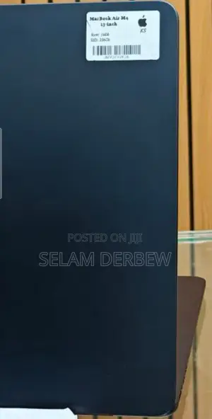 New Laptop Apple MacBook Air 2024 M3 13-Inch 16GB Apple M3 SSD 256GB