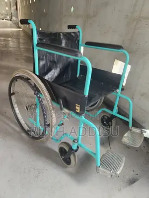 Photo - Wheelchair麻雀wheelchair發展used Wheelchair建立wheelchair凳上wheelchair Used