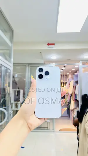 Photo - Apple iPhone 14 Pro 128 GB White