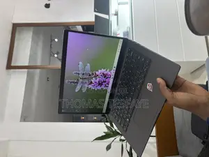 Laptop Dell Latitude 5310 16GB Intel Core I5 SSD 256GB