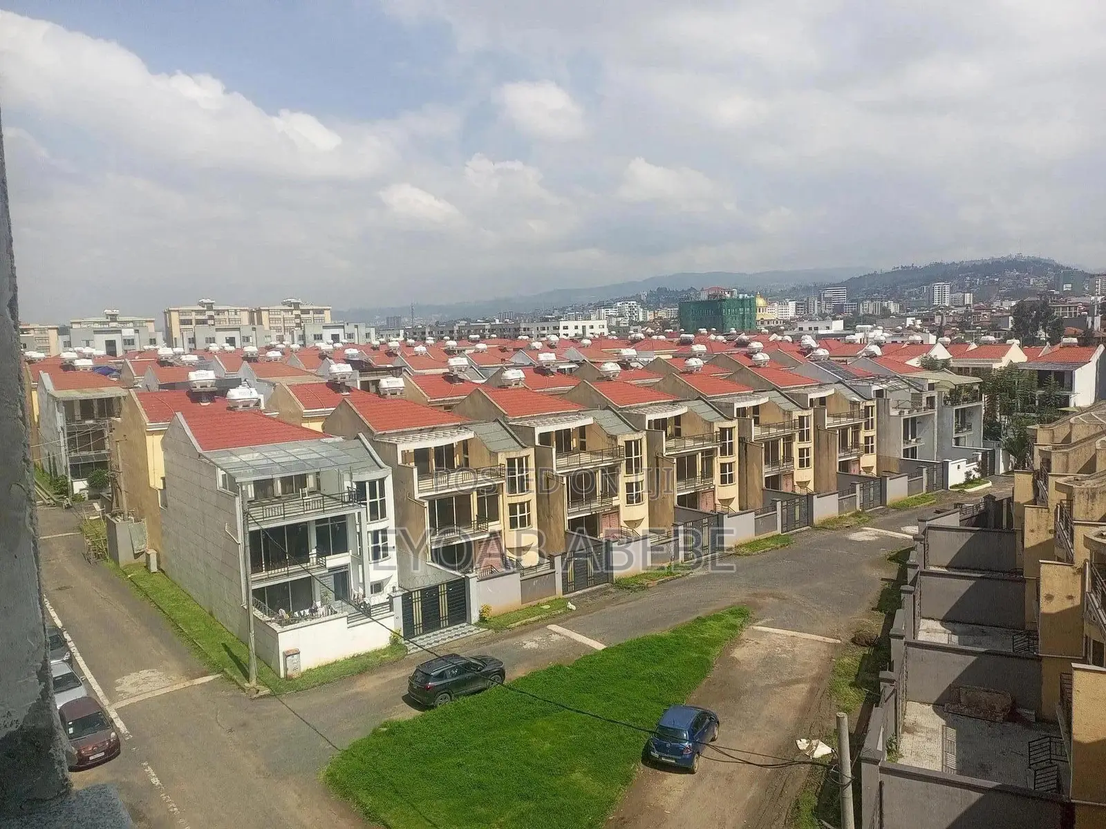 4bdrm Villa in J H Semix Real, Bole for sale