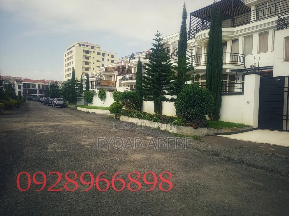 4bdrm Villa in J H Semix Real, Bole for sale