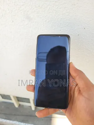 Photo - Samsung Galaxy S9 64 GB Black