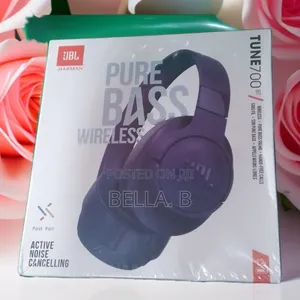 Photo - Brand New JBL 700bt Headset: Experience Wireless Freedom