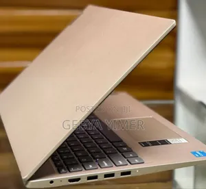 New Laptop Lenovo Ideapad 3 8GB Intel Core I3 SSD 256GB