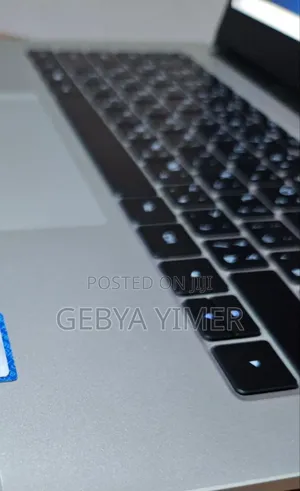 New Laptop Huawei MateBook 13 WRT-W19E 8GB Intel Core I5 SSD 512GB