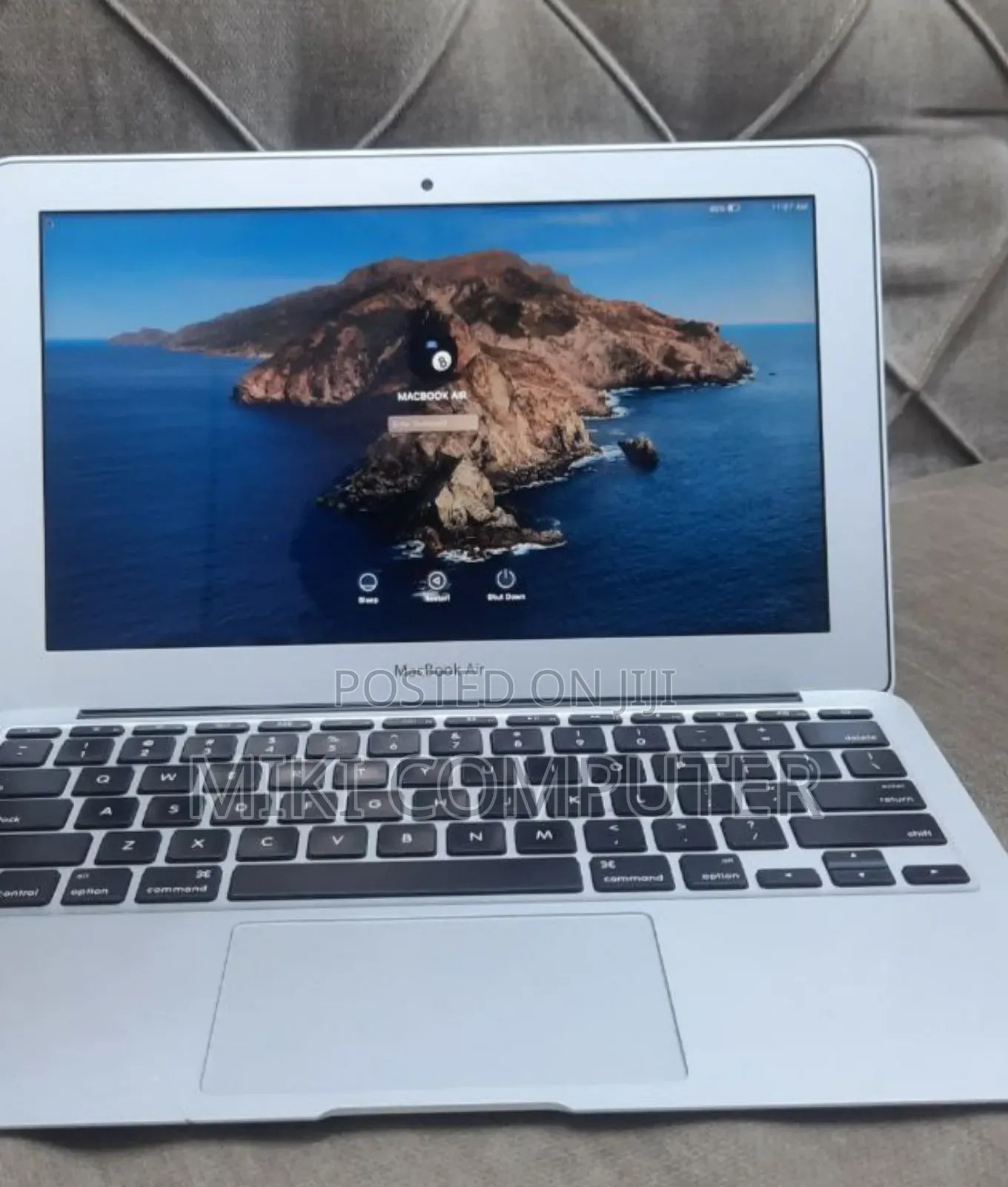 New Laptop Apple MacBook Air 2015 8GB Intel Core I5 SSD 256GB