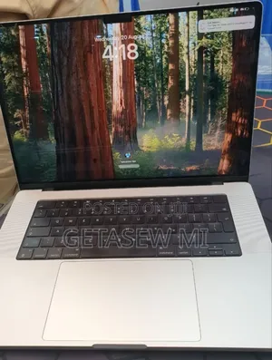 New Laptop Apple MacBook Pro M1 32GB Apple M1 Pro SSD 512GB