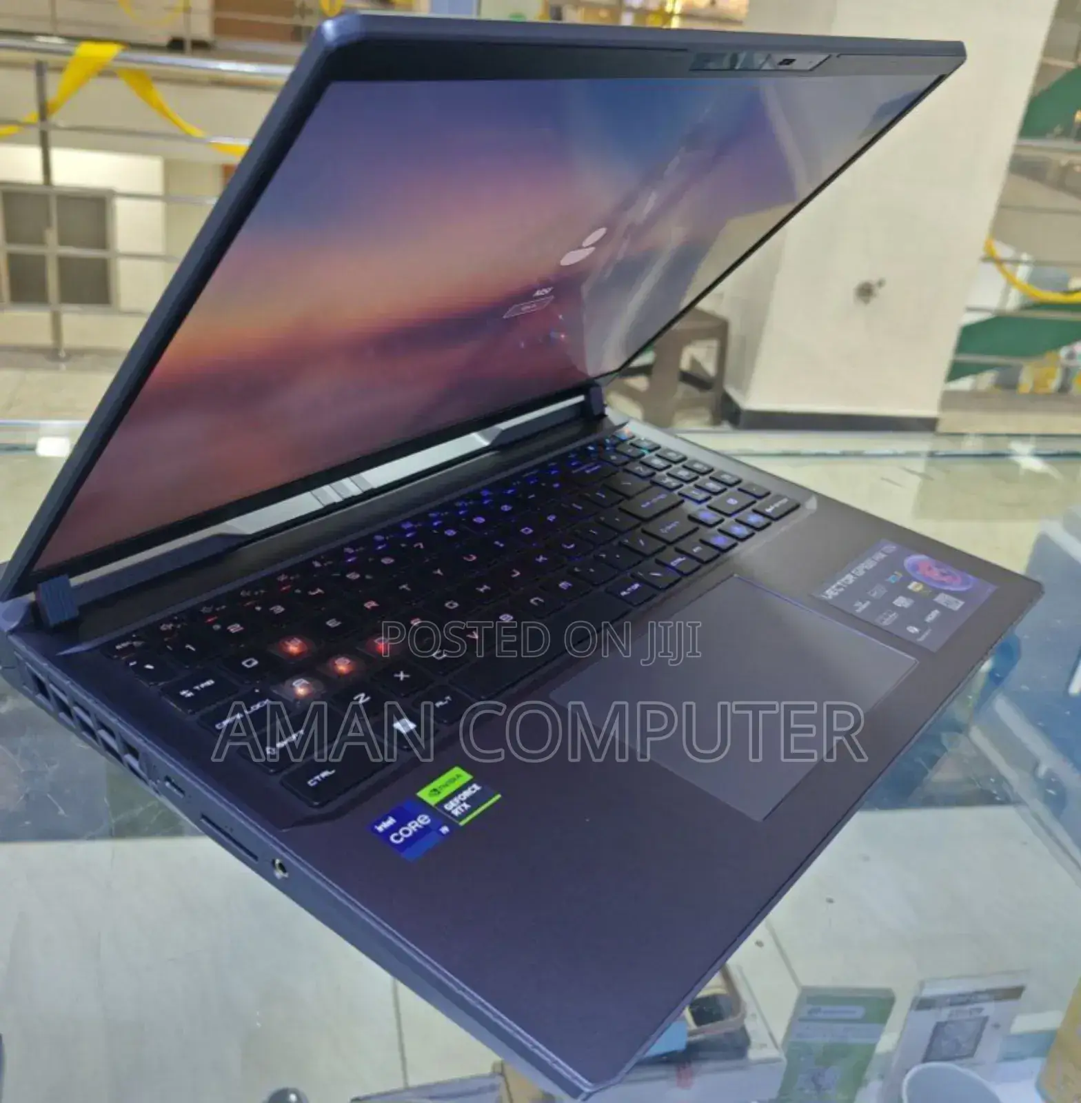 New Laptop MSI GF63 16GB Intel Core I9 SSD 1T