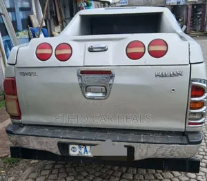 Toyota Hilux 2.7 VVT-i 4X4 SRX 2011 Silver