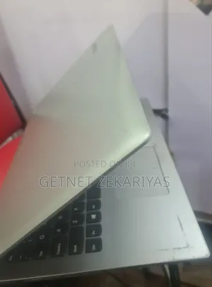 New Laptop Lenovo 8GB AMD Ryzen 5 HDD 1T