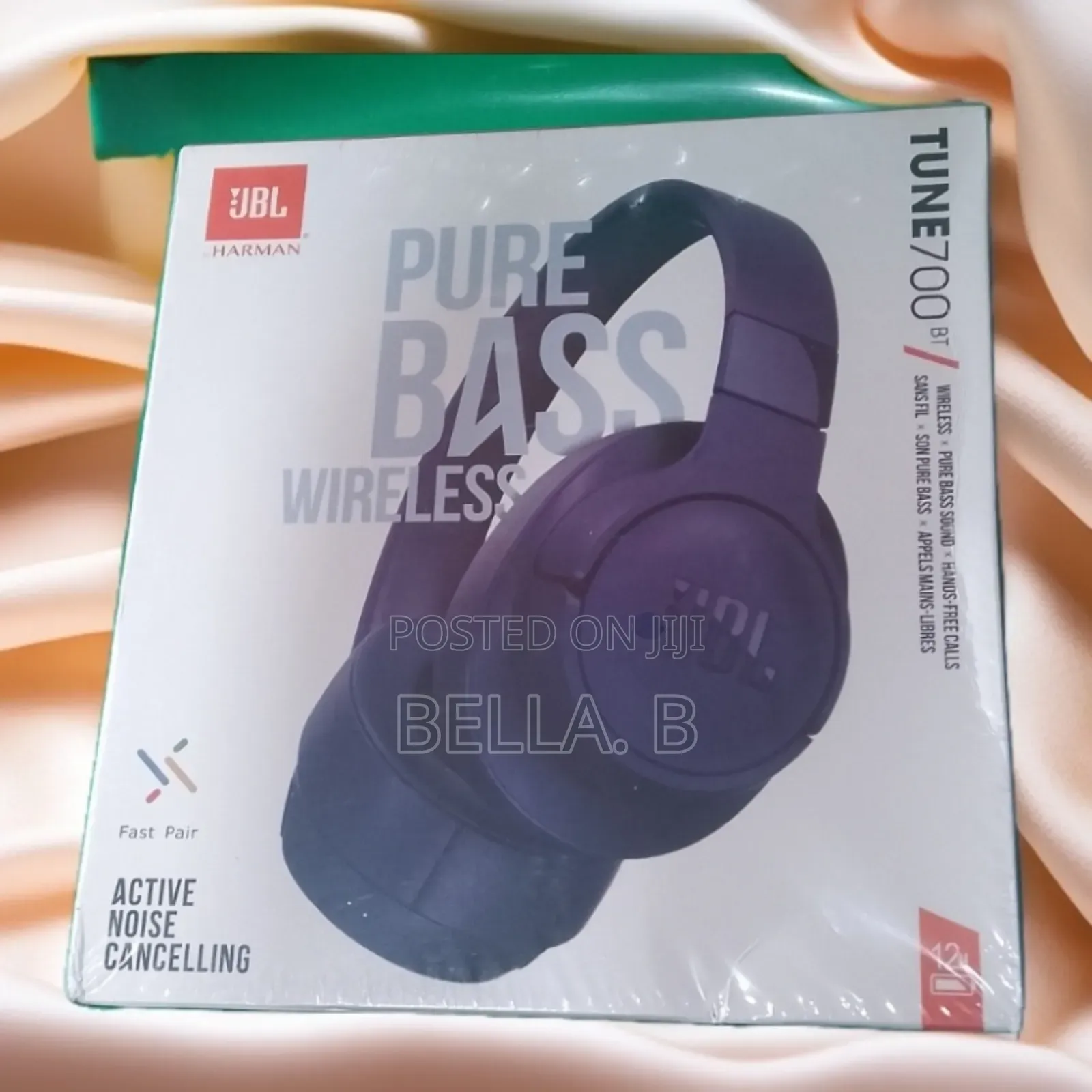 Brand New JBL 700bt Headset: Your Ultimate Audio Companion.