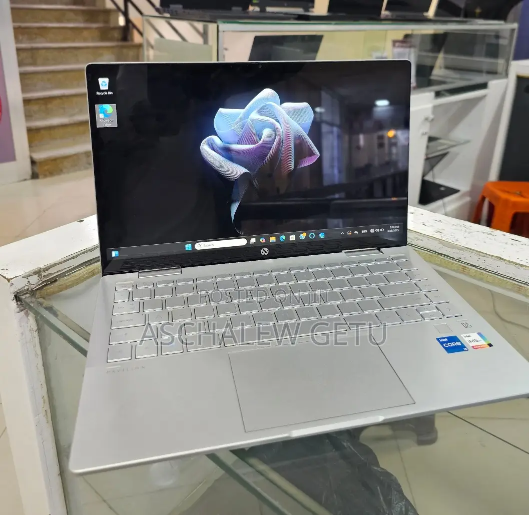 New Laptop HP Pavilion 15 8GB Intel Core I5 SSD 512GB