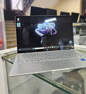 New Laptop HP Pavilion 15 8GB Intel Core I5 SSD 512GB