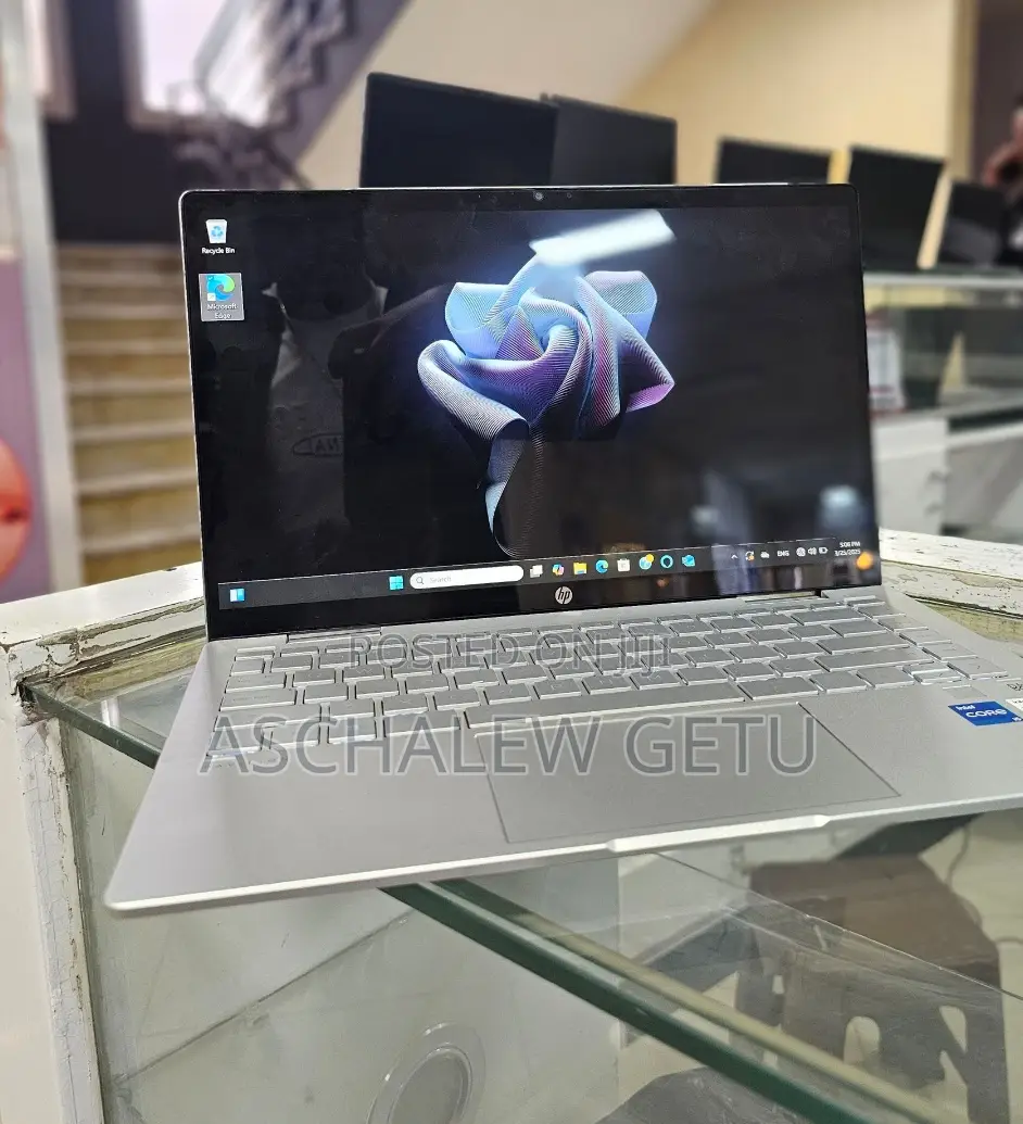 New Laptop HP Pavilion 15 8GB Intel Core I5 SSD 512GB