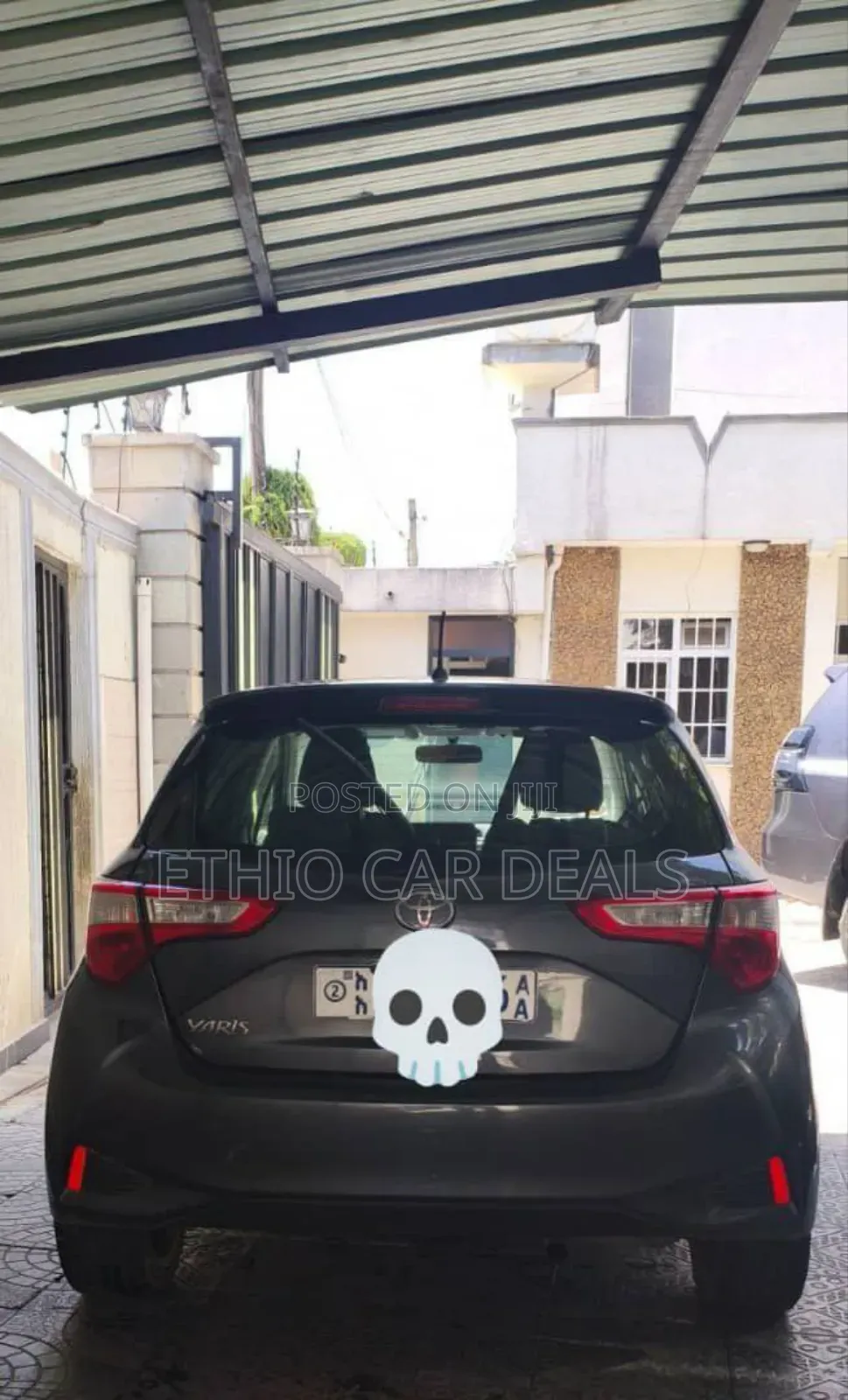 Toyota Yaris 2020 Gray