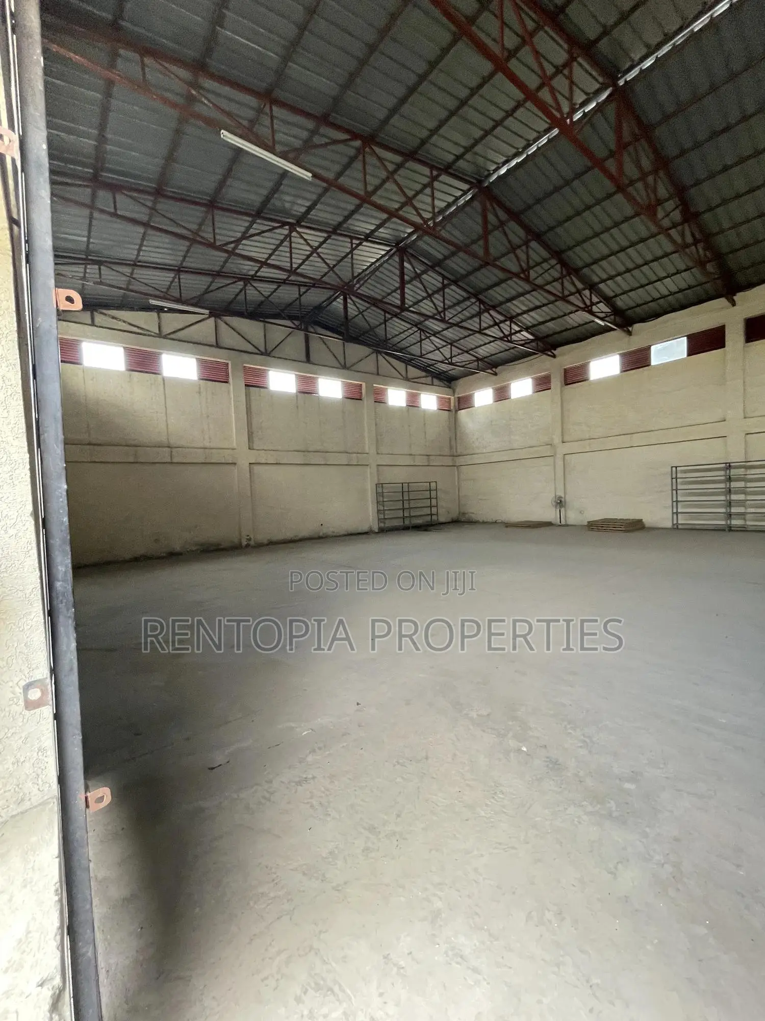 !!የሚከራይ መጋዘን!