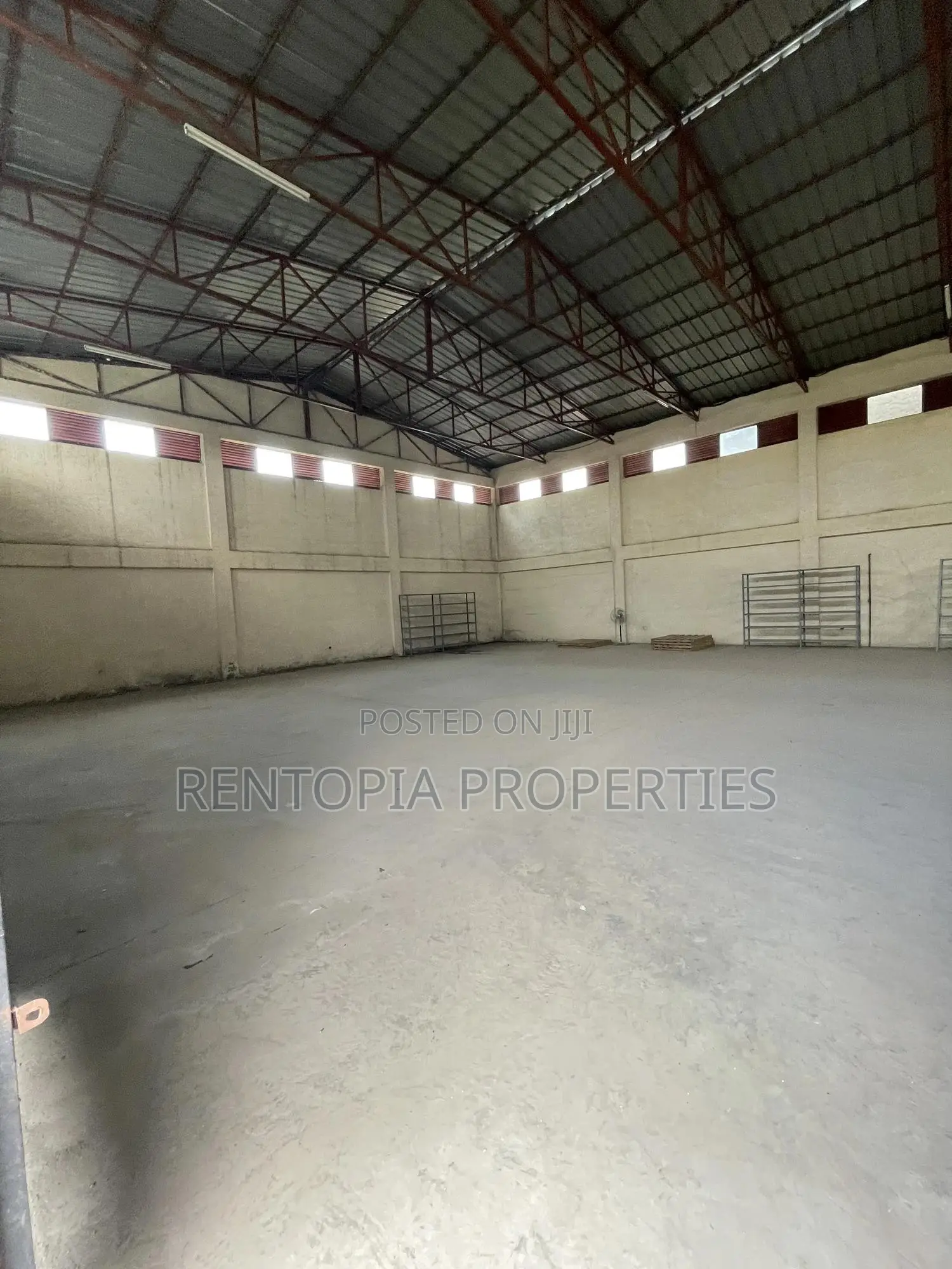 !!የሚከራይ መጋዘን!