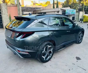 Hyundai Tucson 2023 Gray