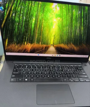 Photo - New Laptop Dell Precision 5540 32GB Intel Core I7 SSD 1T