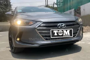 Photo - Hyundai Elantra 2017 Silver