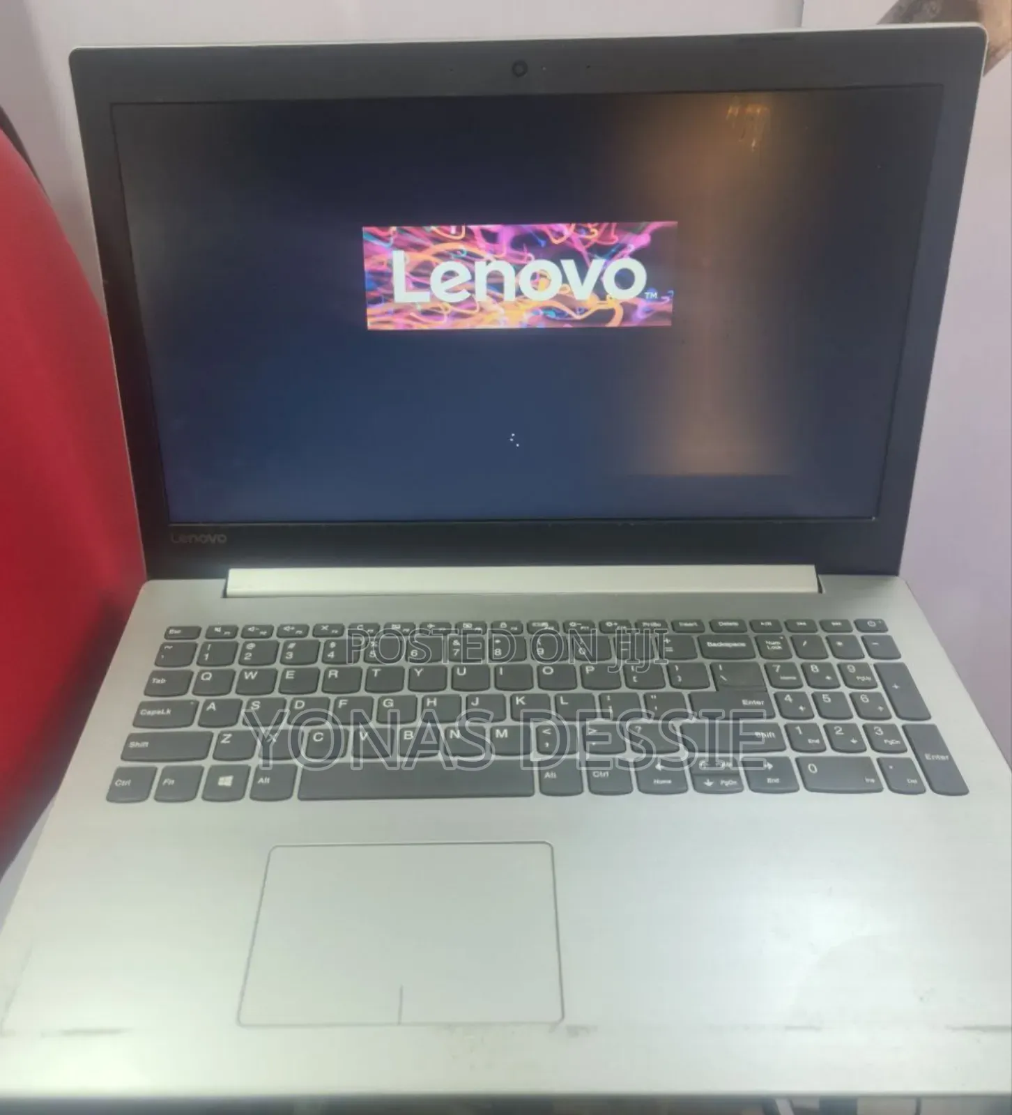 Laptop Lenovo 8GB AMD Ryzen 3 HDD 1T