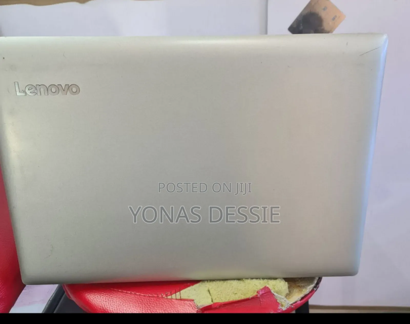 Laptop Lenovo 8GB AMD Ryzen 3 HDD 1T