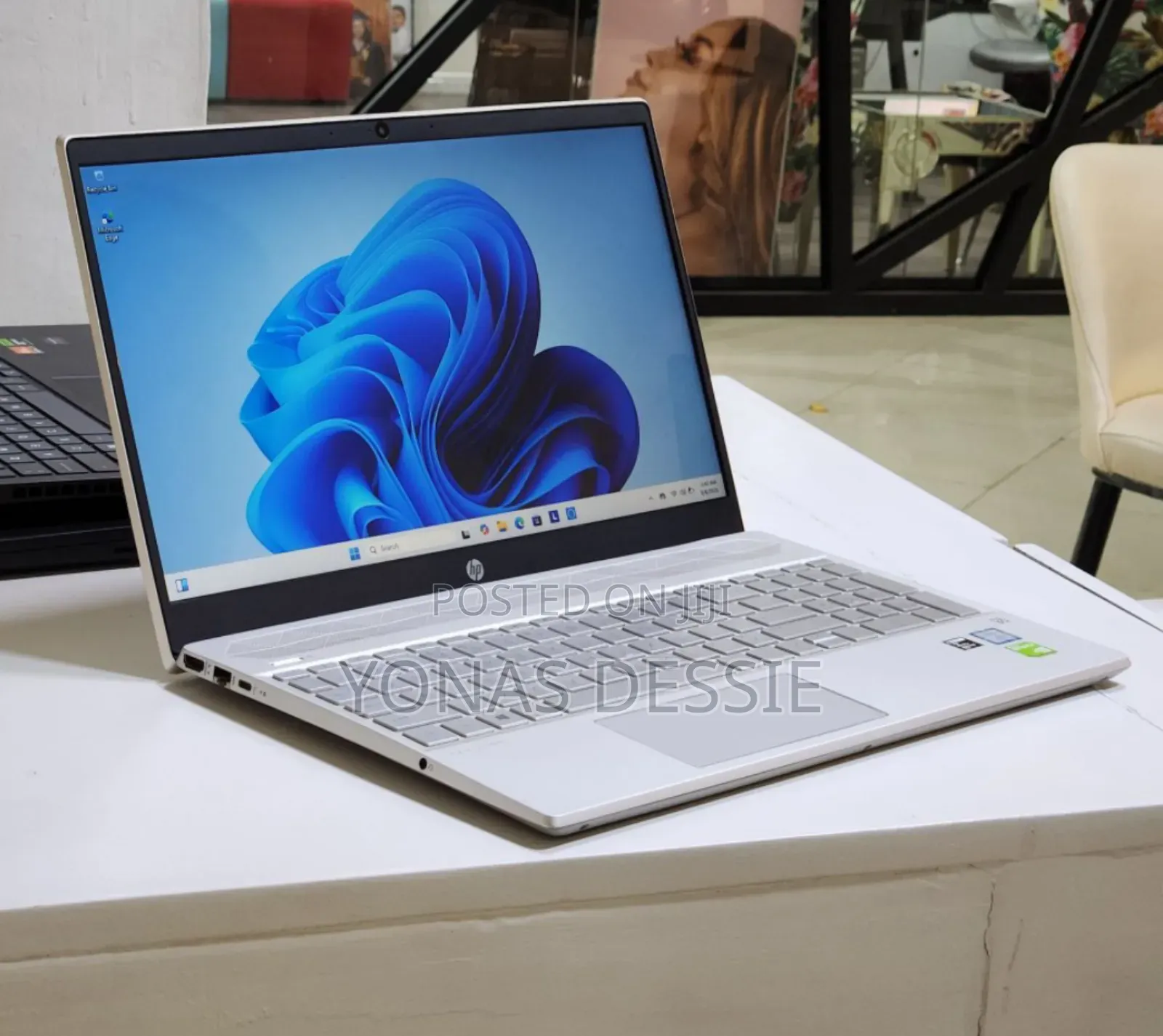 New Laptop HP Pavilion 15 8GB Intel Core I5 HDD+SSD 1T