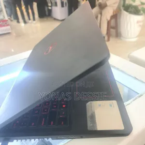 Laptop Dell Inspiron 15 5577 16GB Intel Core I7 HDD+SSD 1T