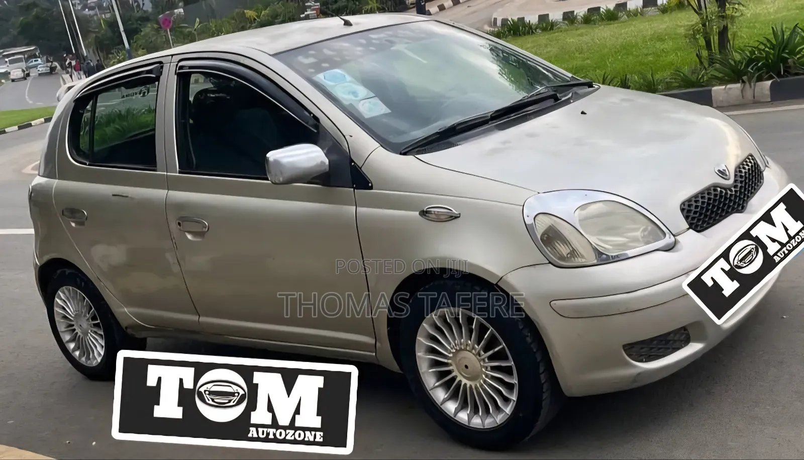 Toyota Vitz 2002 Beige