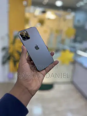 Photo - Apple iPhone 12 Pro 256 GB