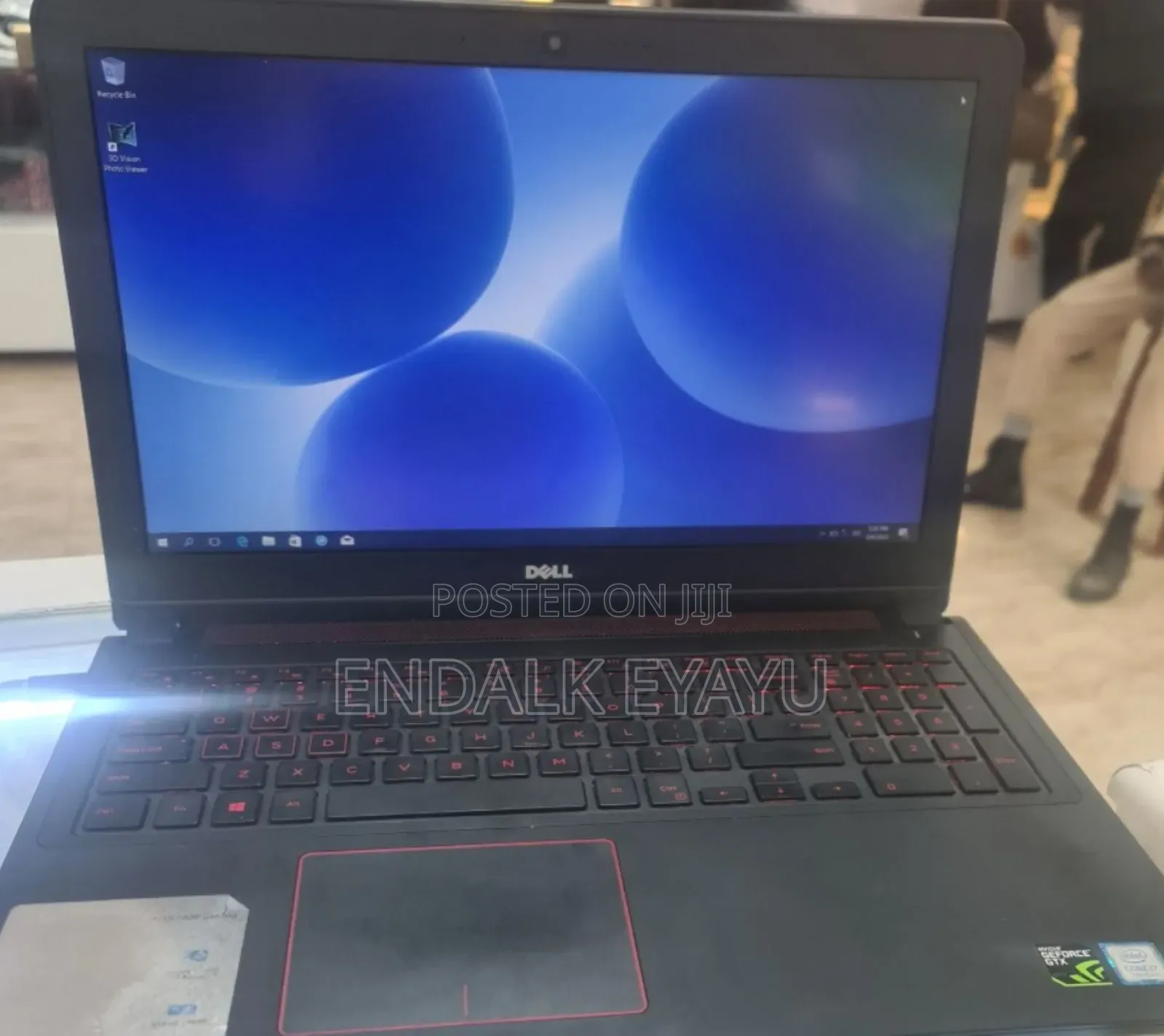 New Laptop Dell Inspiron 15 5577 16GB Intel Core I7 SSD 128GB