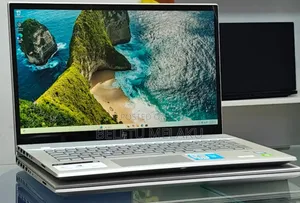 Photo - New Laptop HP Envy 17 16GB Intel Core I7 SSD 512GB