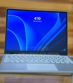 New Laptop Microsoft Surface Laptop 8GB Intel Core I5 SSD 256GB