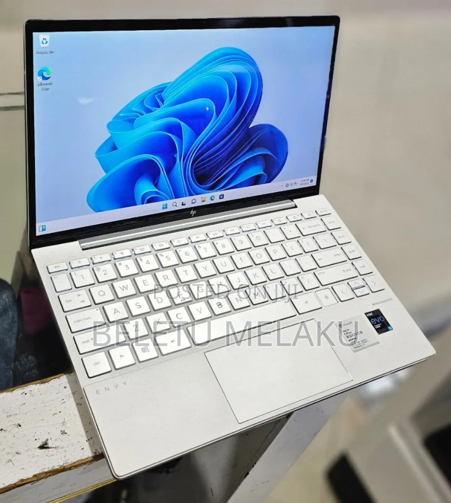 New Laptop HP Envy 13 16GB Intel Core I5 SSD 512GB