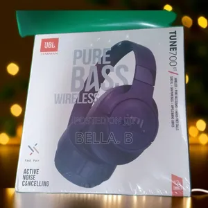 Photo - ‎New 700bt JBL Headset: Engineered for True Wireless Freedom
