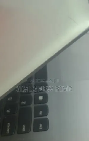 New Laptop Lenovo Ideapad 3 8GB AMD Ryzen 3 HDD 1T