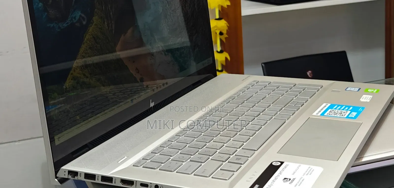 New Laptop HP Envy 14 16GB Intel Core I7 SSD 512GB