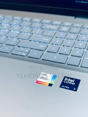 New Laptop Dell Inspiron 16 5620 16GB Intel Core Ultra 7 SSD 1T