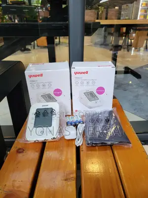 Photo - Bp Kit This Is Digital Blood Pressure Monitor画二designed for Home Use.