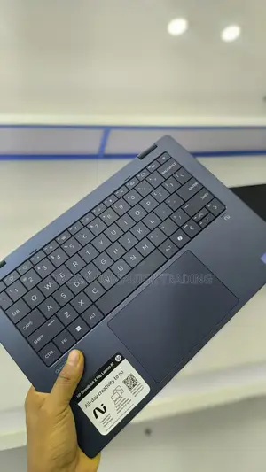 New Laptop HP OmniBook X Flip 14" 16GB Intel Core Ultra 7 SSD 1T